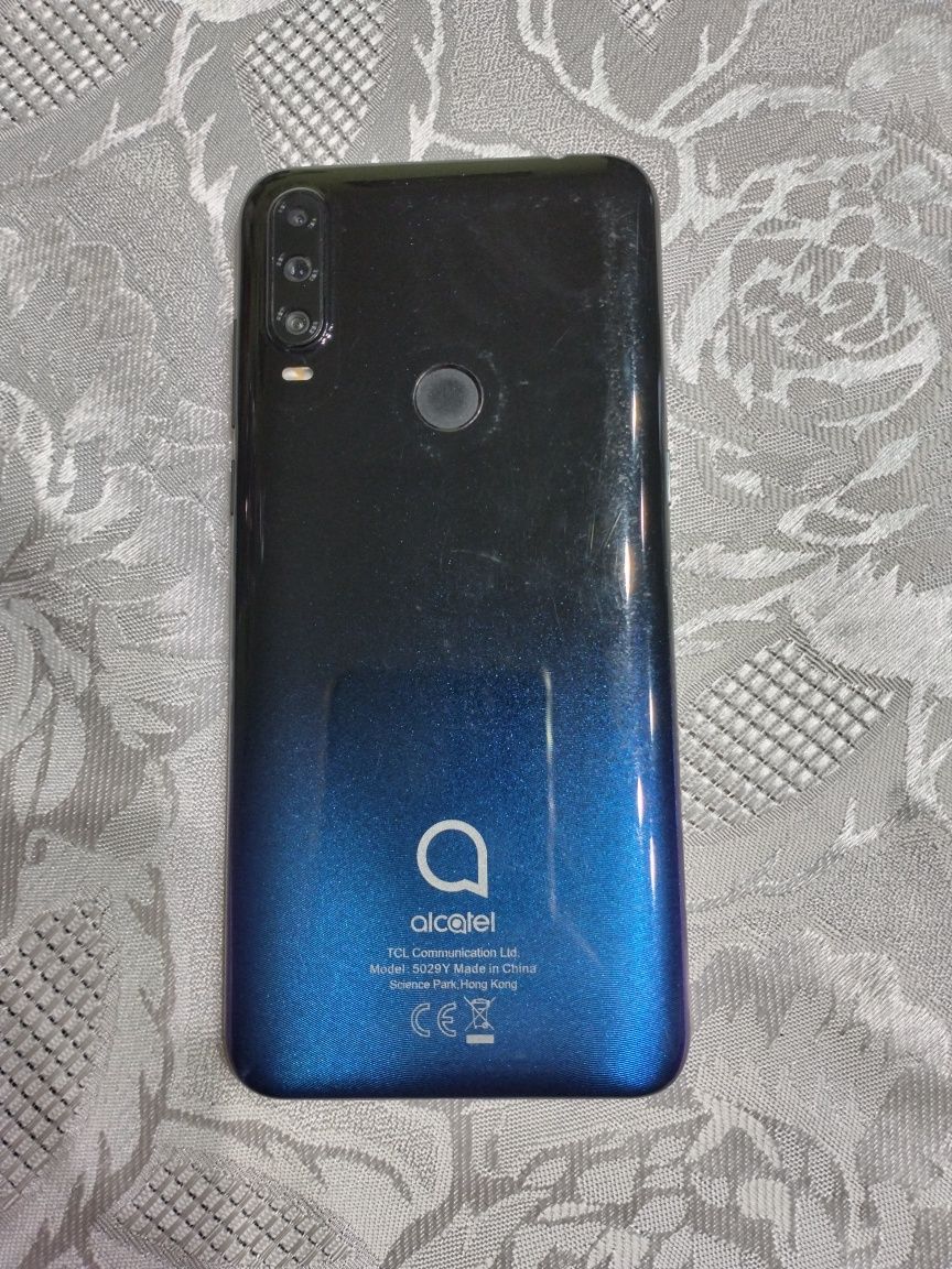 Smartfon Alcatel 3L 2020 niebieski