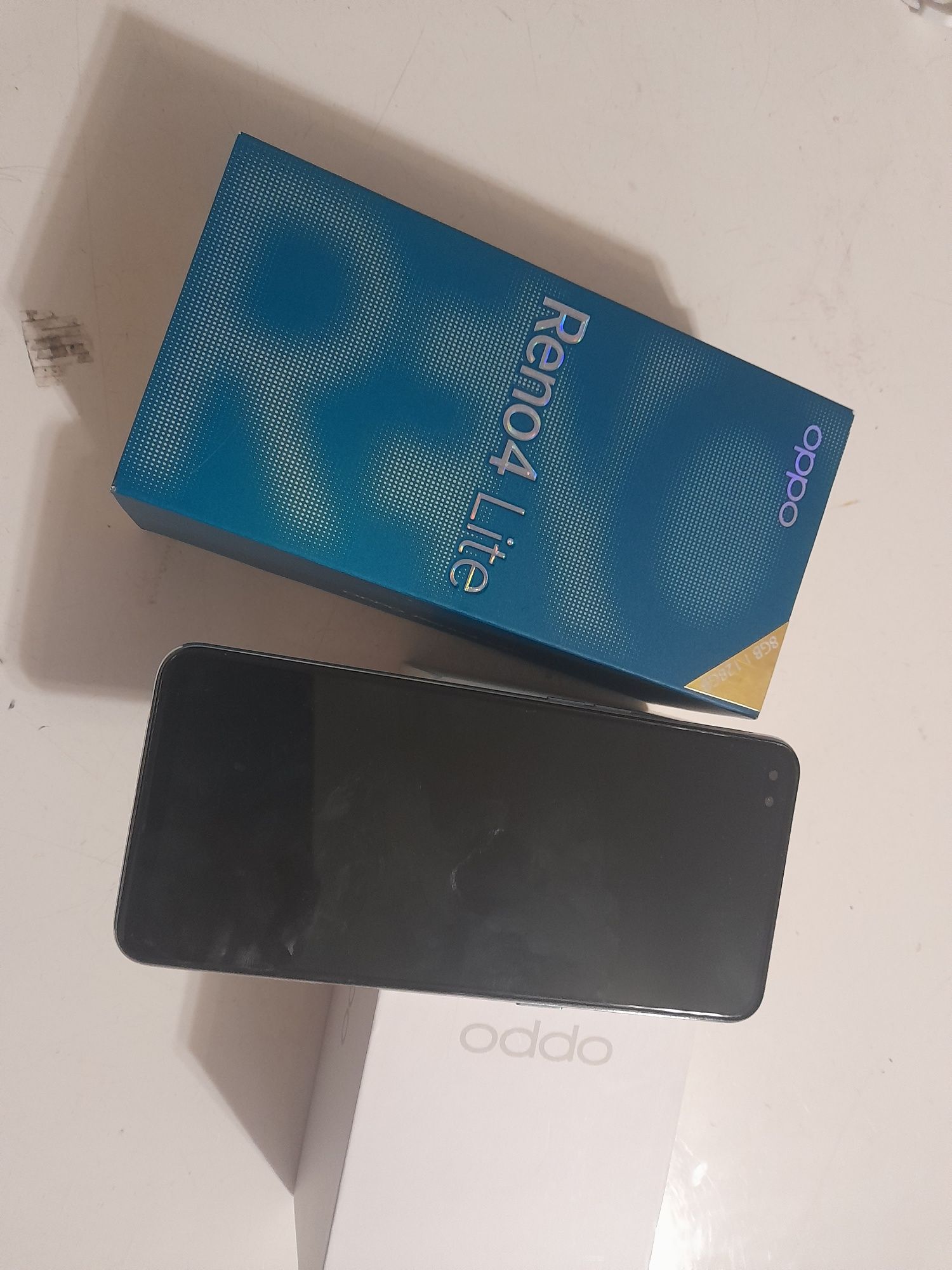 Sprzedam Oppo Reno 4 lite uszkodzony wyświetlacz LCD. RAM 8GB. ROM 128