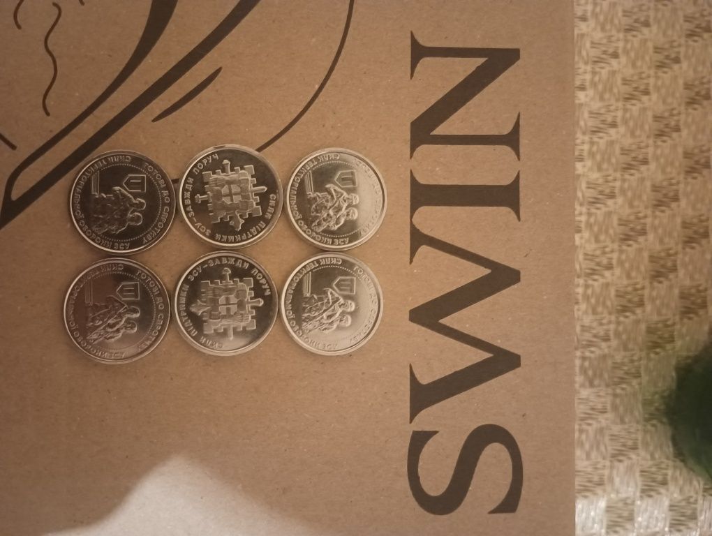 Продам колекційні монети 10 гривень чудовий стан