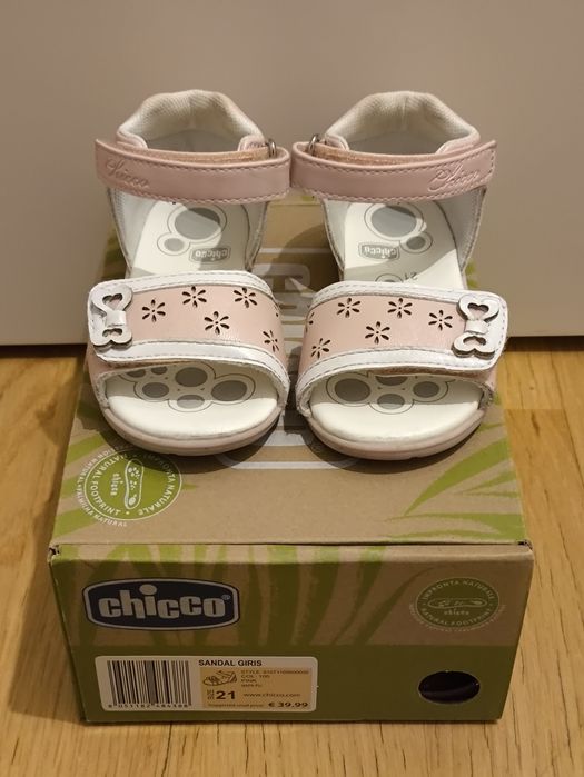 Sandálias Chicco (Tamanho 21)