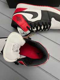 Кроссовки Nike Air Jordan 1 чёрный +белый +красный, натуральная кожа