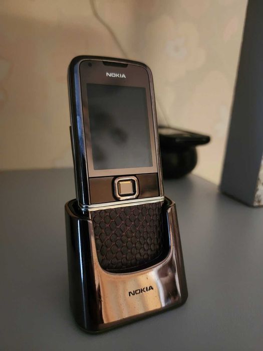 Nokia 8800 Sapphire Arte