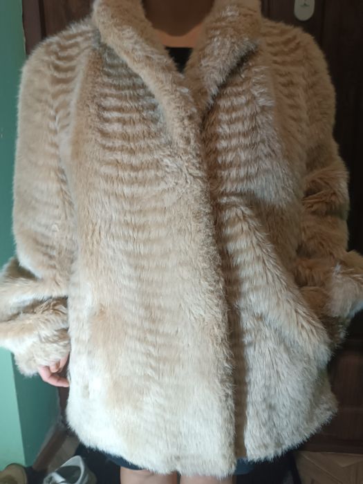Шубка нова з Європи 10з10