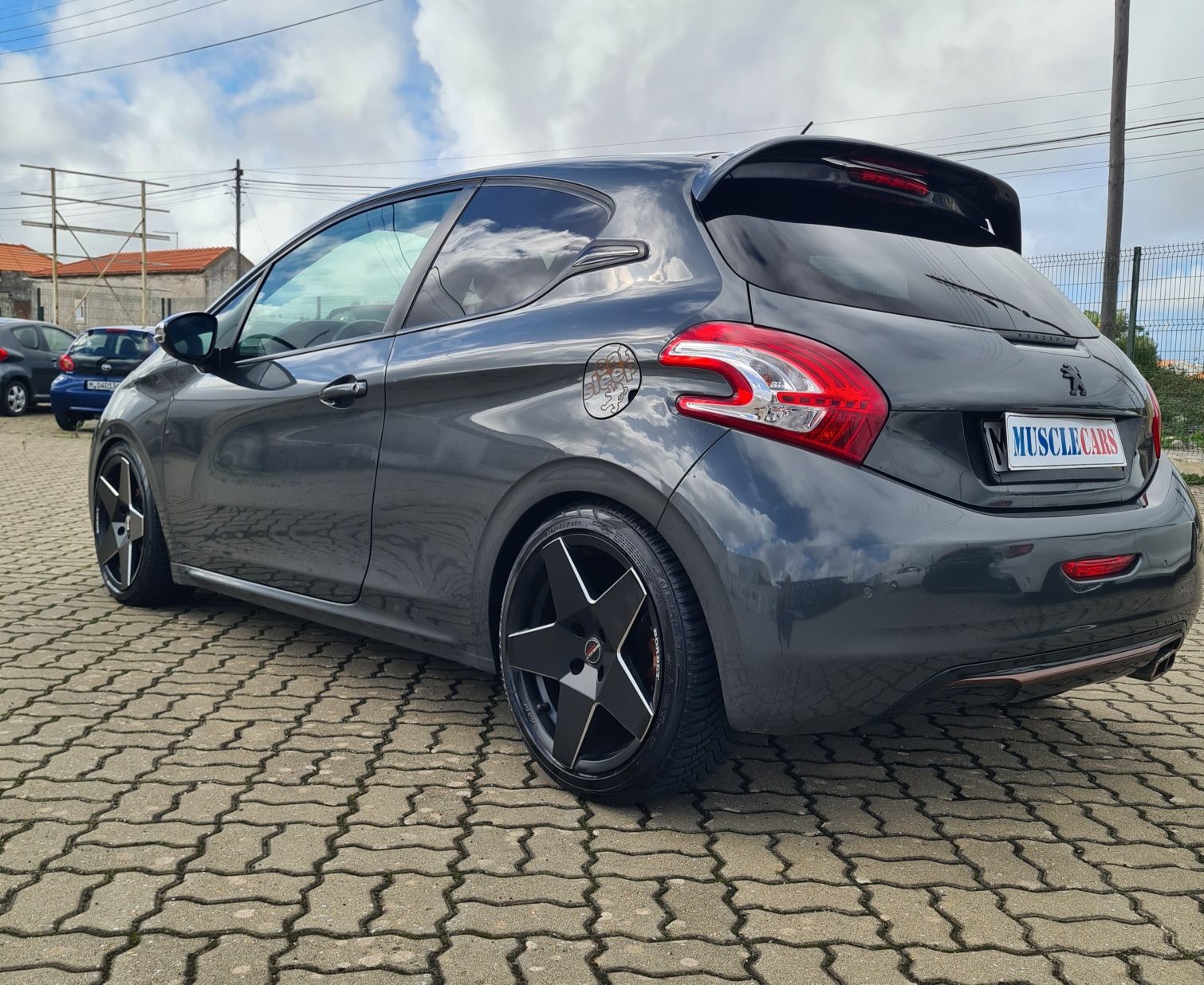 Peugout 208 gt hdi jantes borbet ,molas ,edicao limitada lindo