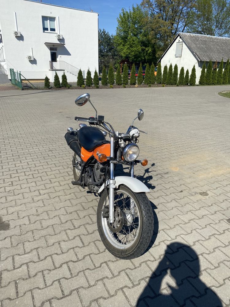 Suzuki van van 125