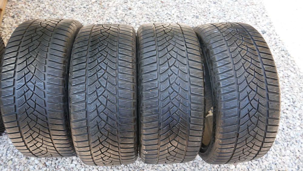 Opony zimowe Goodyear UltraGrip 225/40 R18