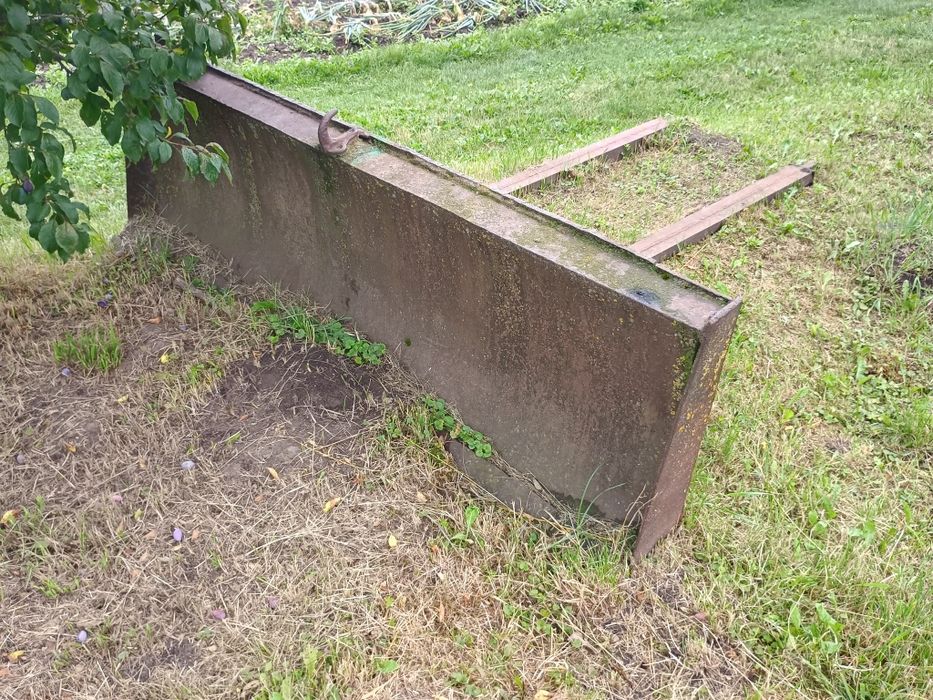 Продаєця два ковші до ескаваторів МТЗ ЮМЗ