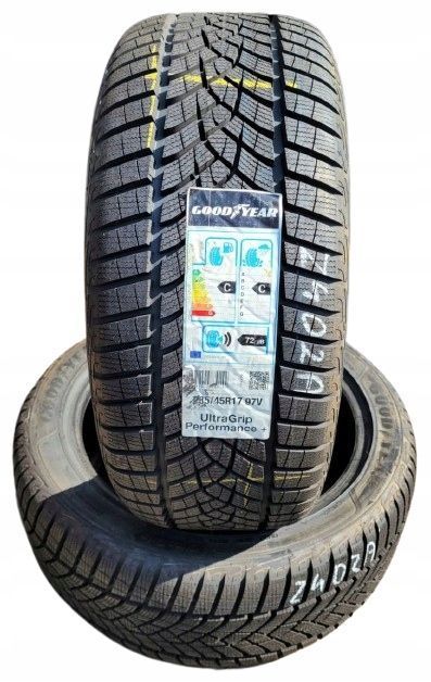 2x Goodyear UltraGrip Performance  235/45R17 97V XL Z402A