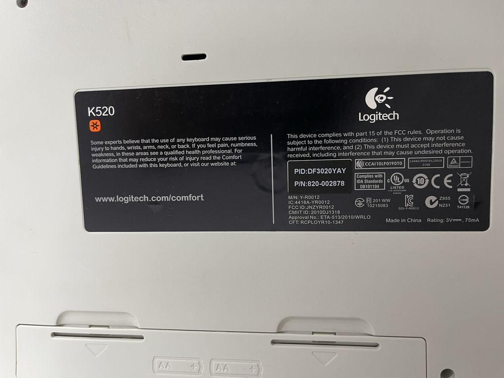 Бездротові клавіатури Logitech K520 повністю робочі