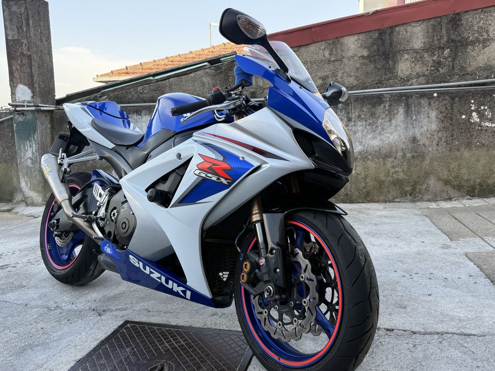 Suzuki GSXR-1000 K8 2010