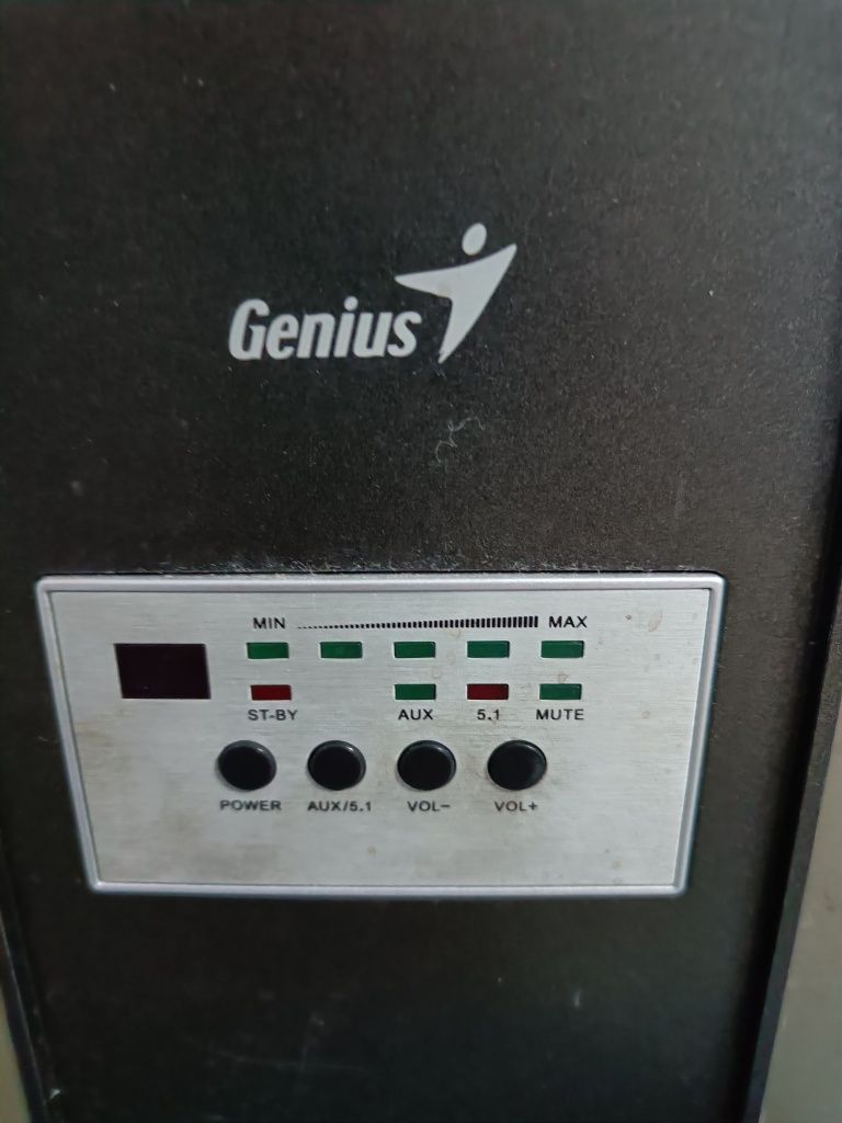 Акустичнна система Genius 5.1 аккустическая саббуфер