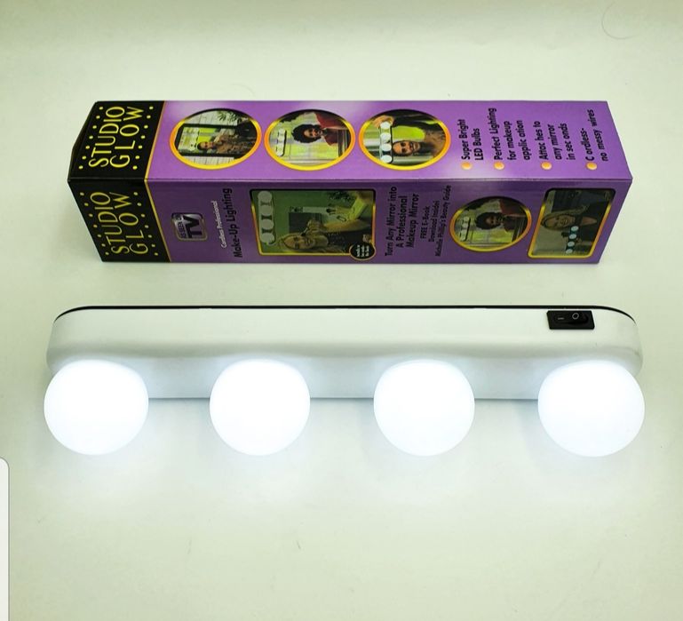 Подсветка зеркала светодиодная лампа 4 LED для нанесения макияжа на пр