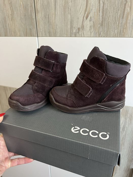Продам зимові черевики ECCO