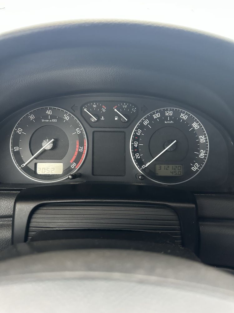 Skoda superb 1.8 t