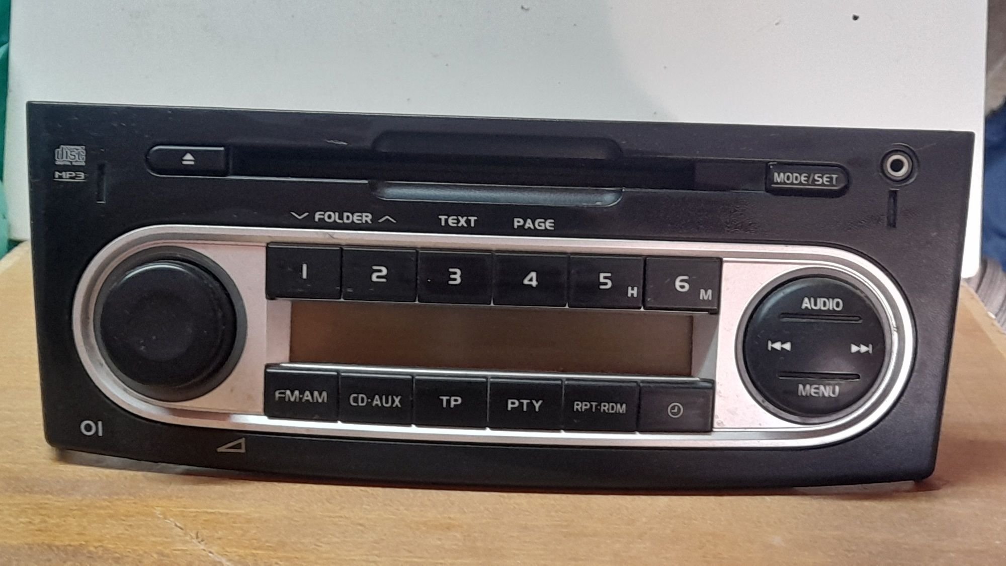 Rádio CD Mitsubishi Colt ClearTec