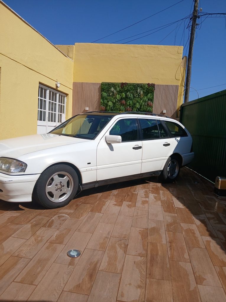 Mercedes  C220d carrinha caixa auto