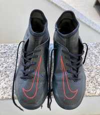 chuteiras de futebol Nike