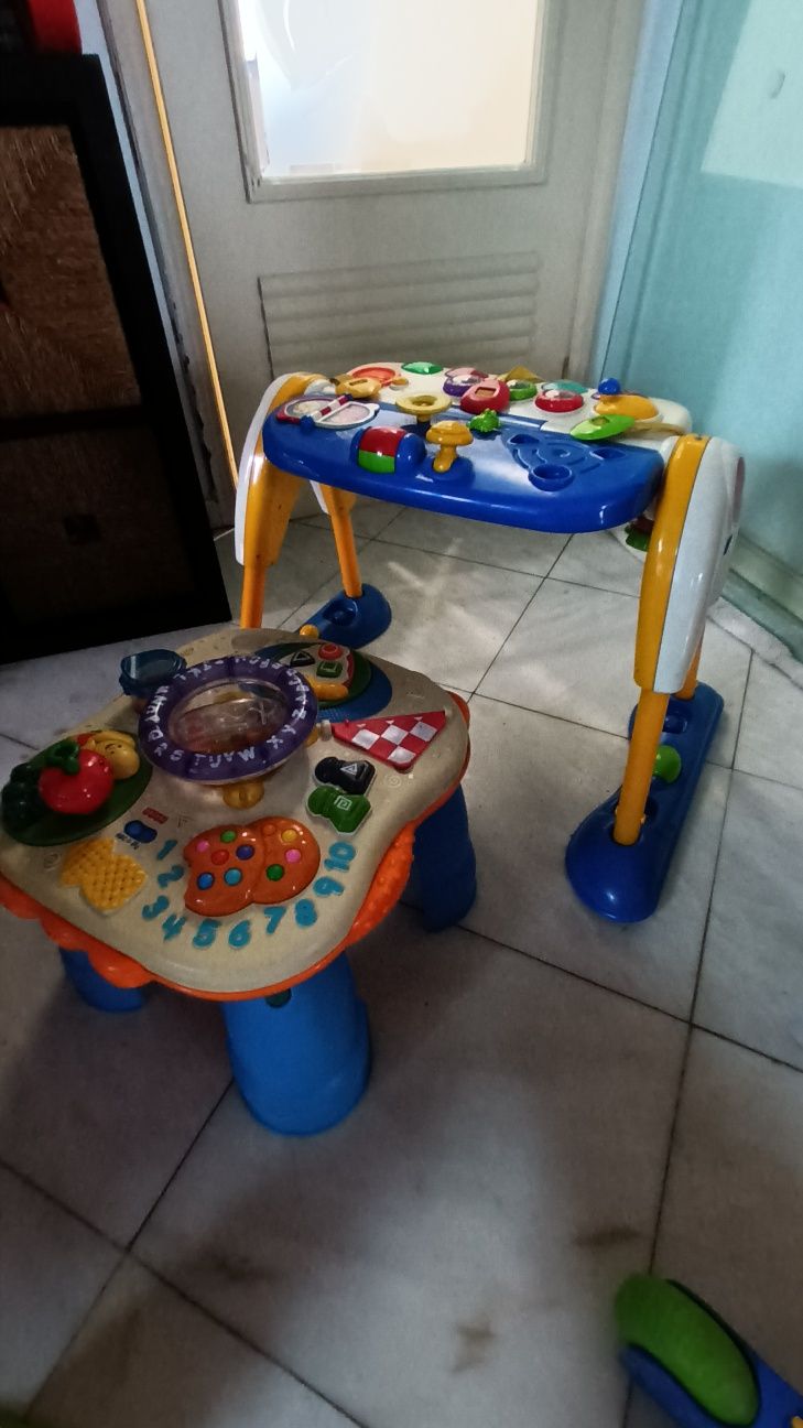 Mesas de atividades infantis