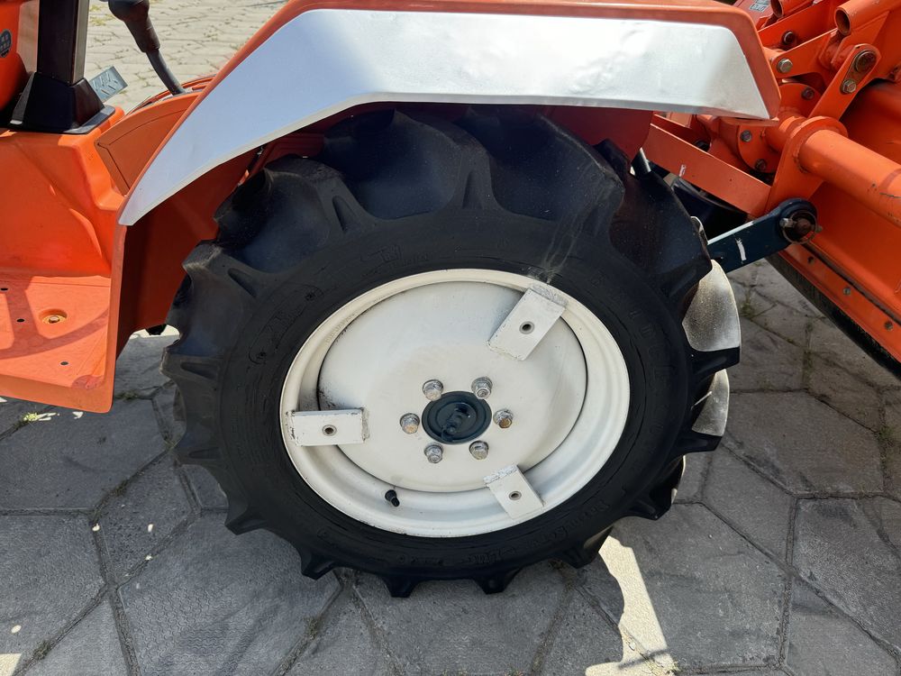 Kubota XB-1 японский мини-трактор