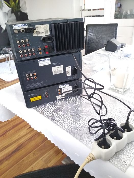 Wieża Grundig bez kolumn.