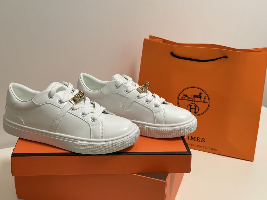 Шкіряні кросівки hermès day з пряжкою kelly