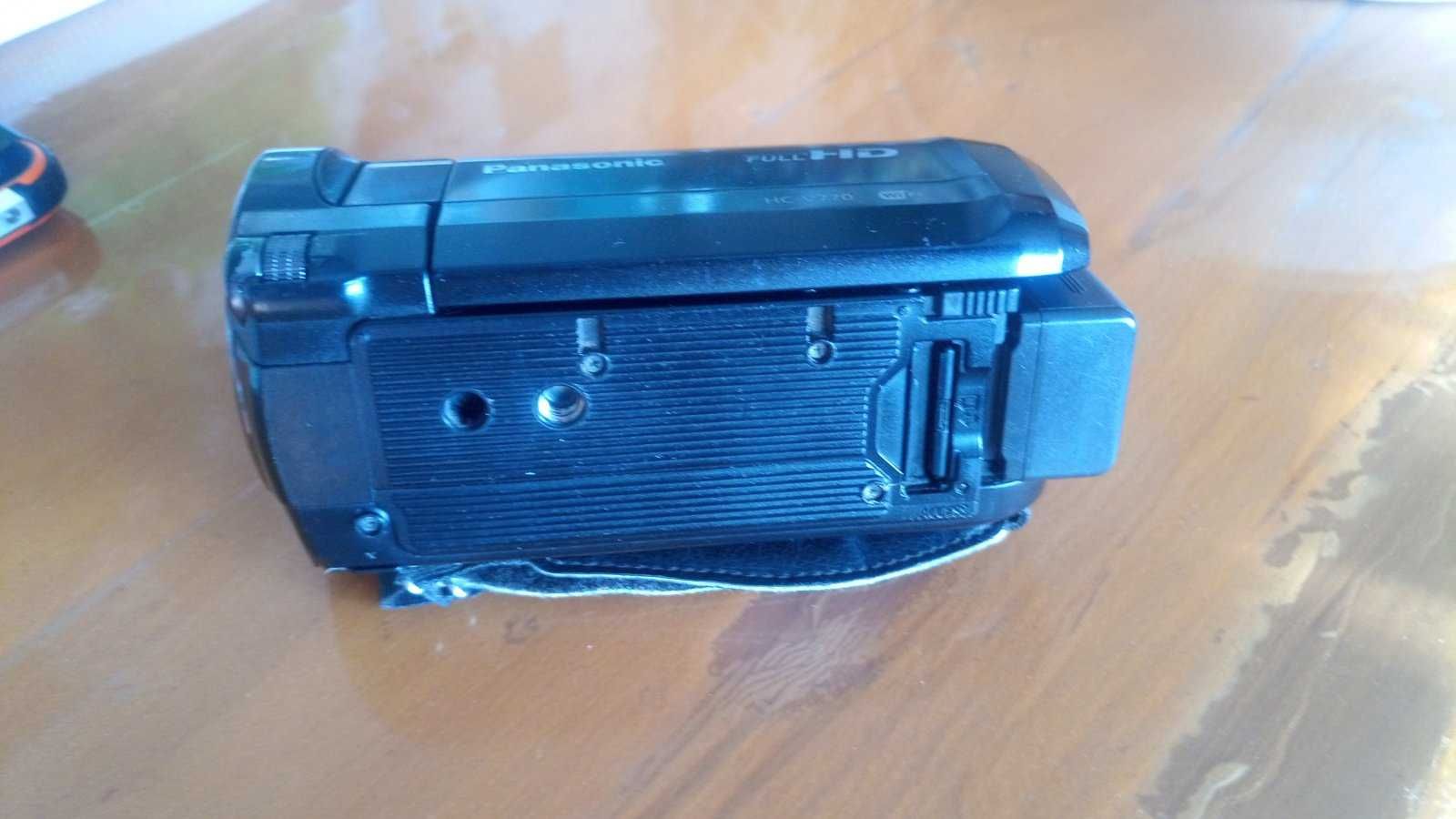 Відеокамера Panasonic HC-V770