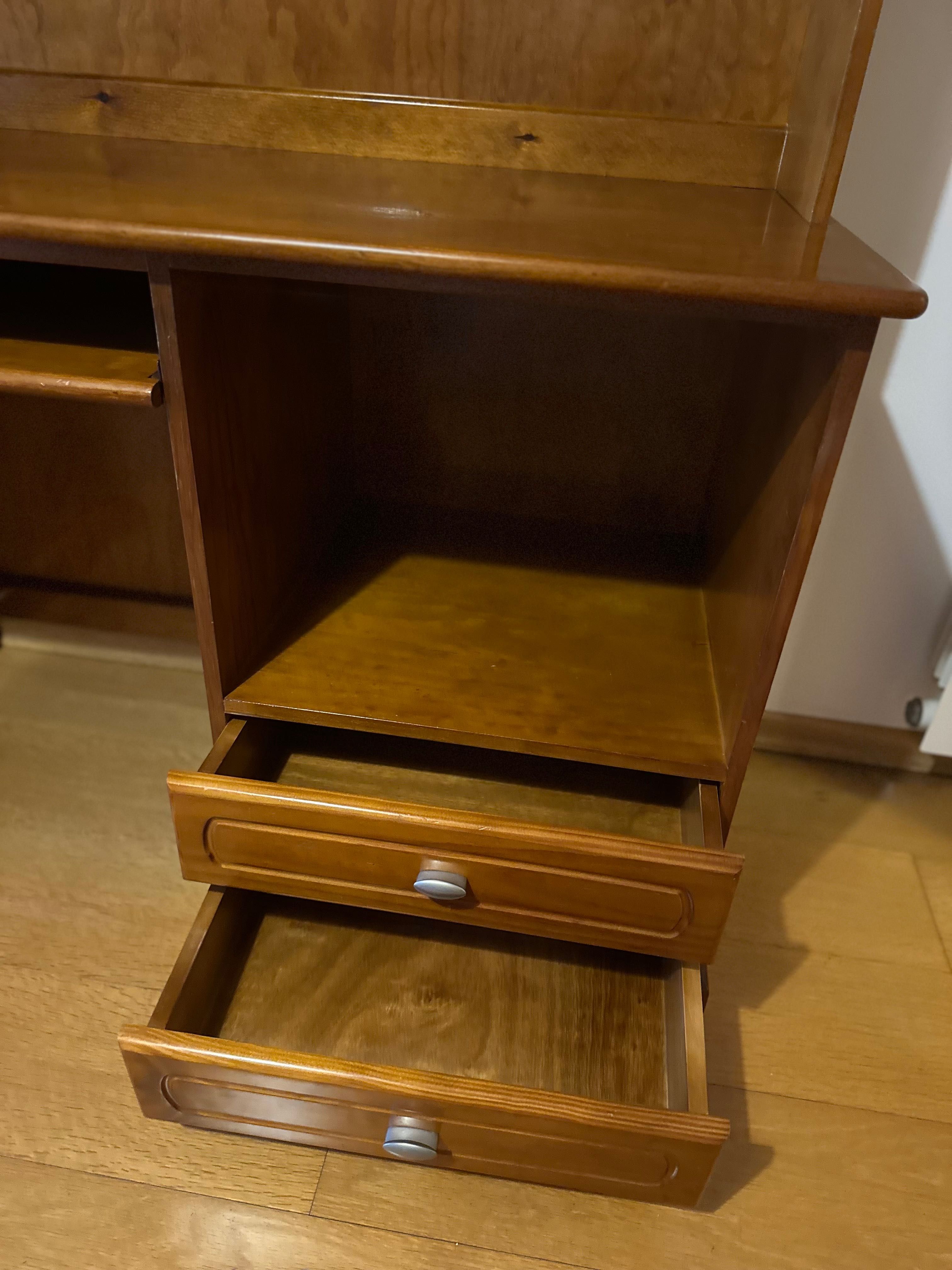 Secretaria+cadeira+cama +estrado+espelhos