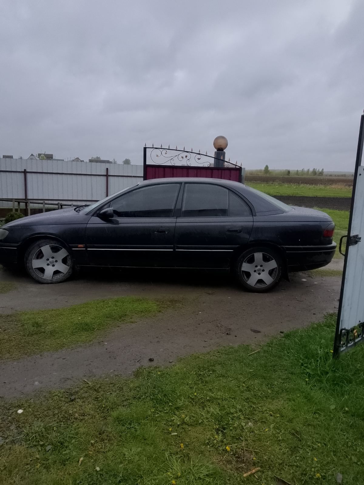 Продам opel omega 2.5 v6