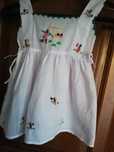 Vestido bordado menina