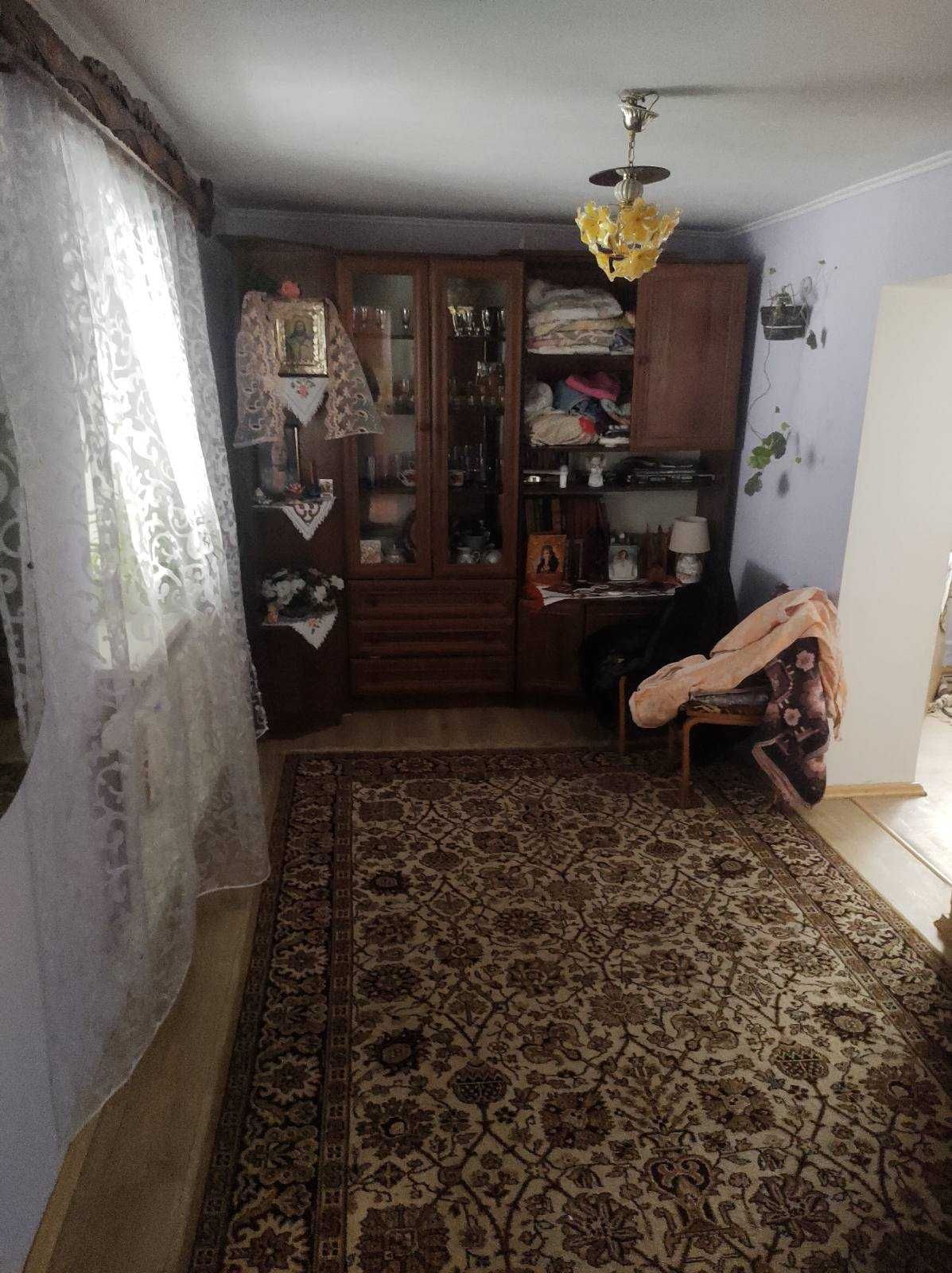 Продається чудовий хазяйський будинок в селі Здовбиця