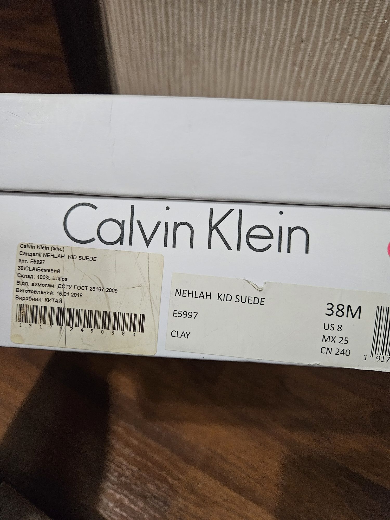 Calvin Klein босоножки 39