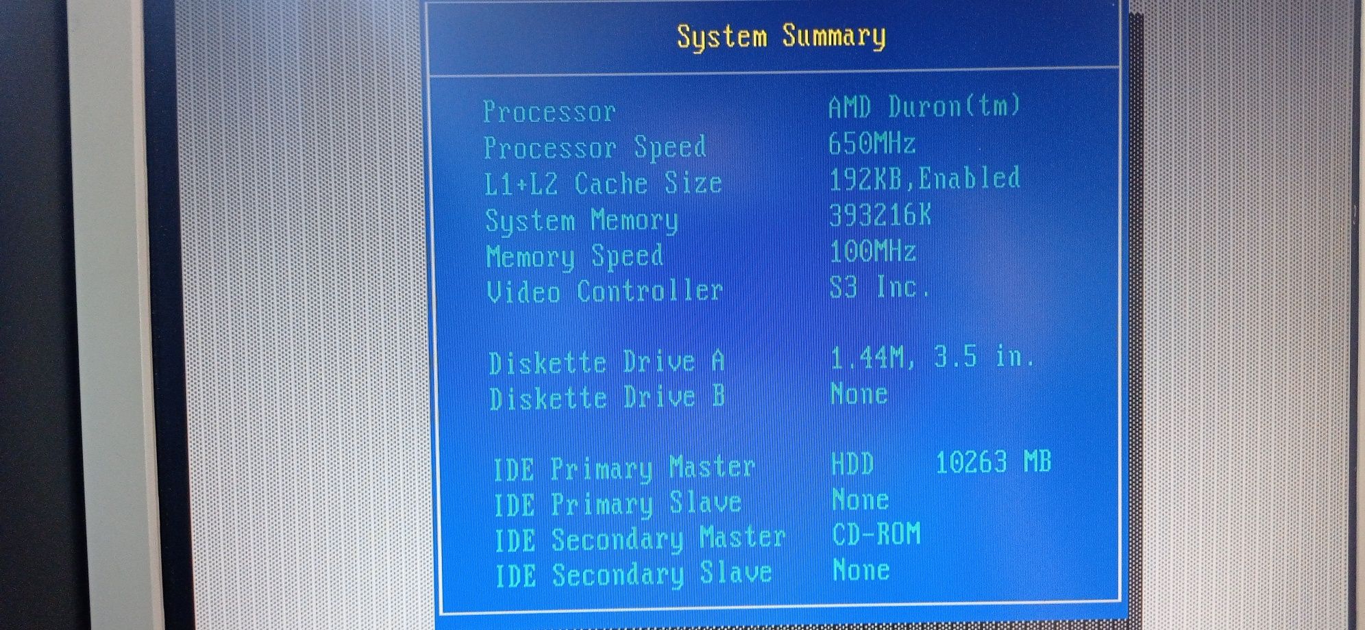 Retro komputer IBM 2284 Netvista, Vintage, Duron, Win ME