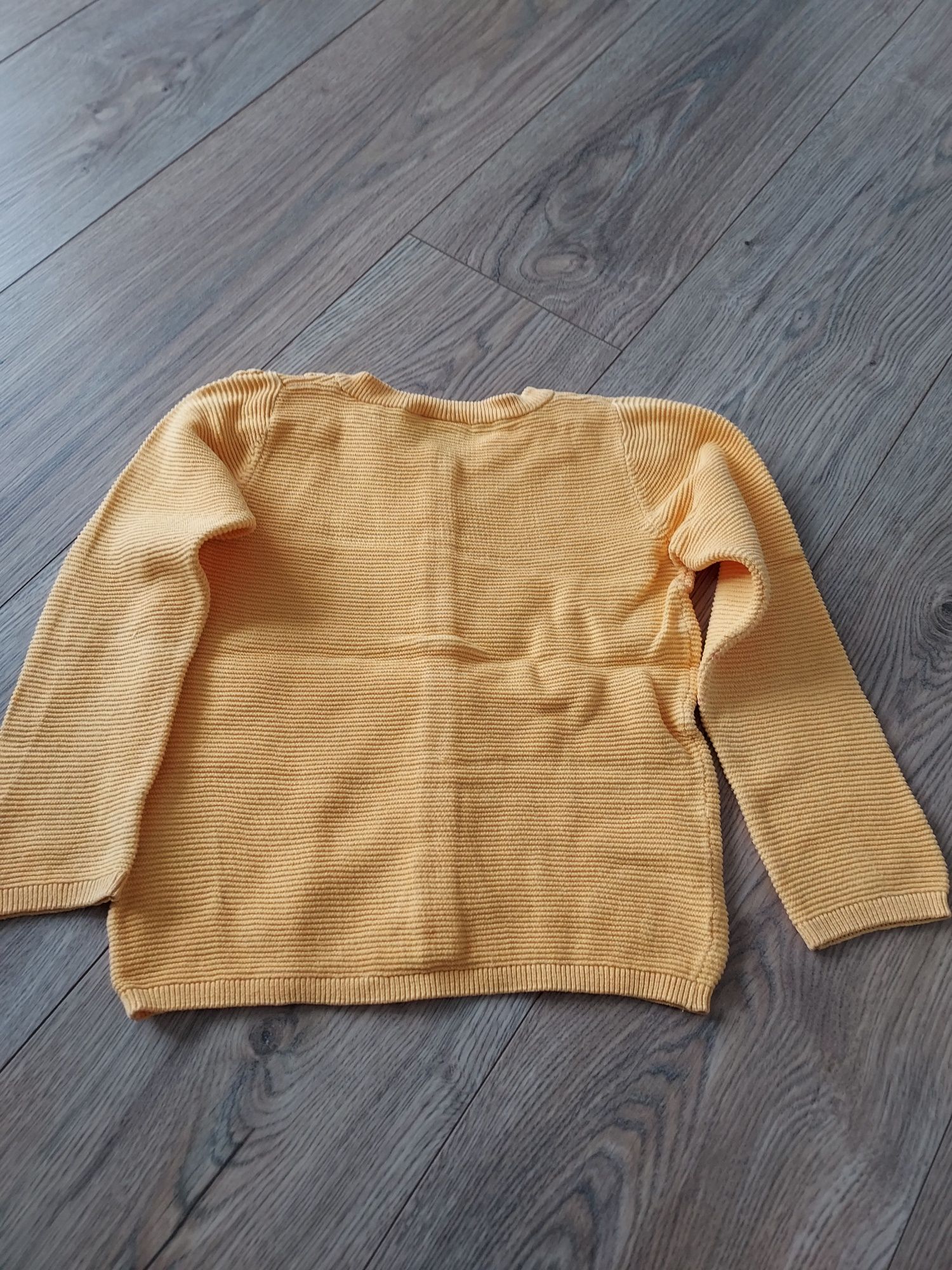 Elegancki sweter
