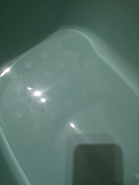 Banheira de plástico de criança