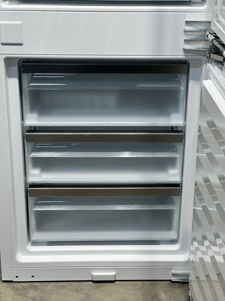 ®️Виставковий холодильник Miele KFN 7744. 25й рік. BioFrech. Closein.