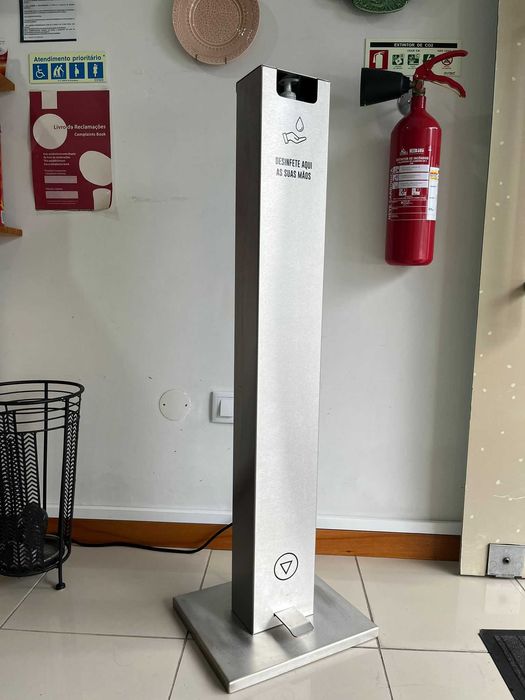 Dispensador de álcool gel