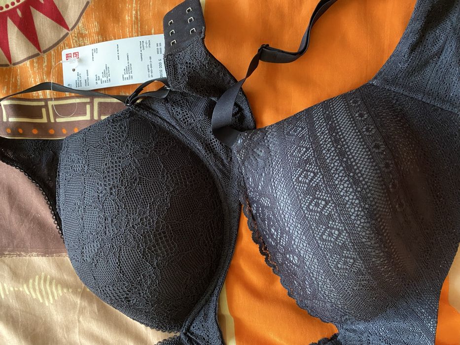 бюстгальтер новий бездротовий uniqlo 75d