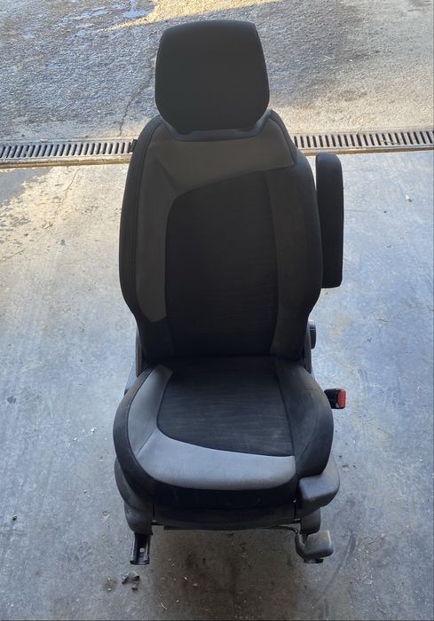 Bancos Citroen C4 Grand Picasso  a partir de 2013