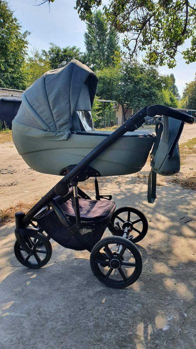 Коляска 2 в 1 Bexa ideal