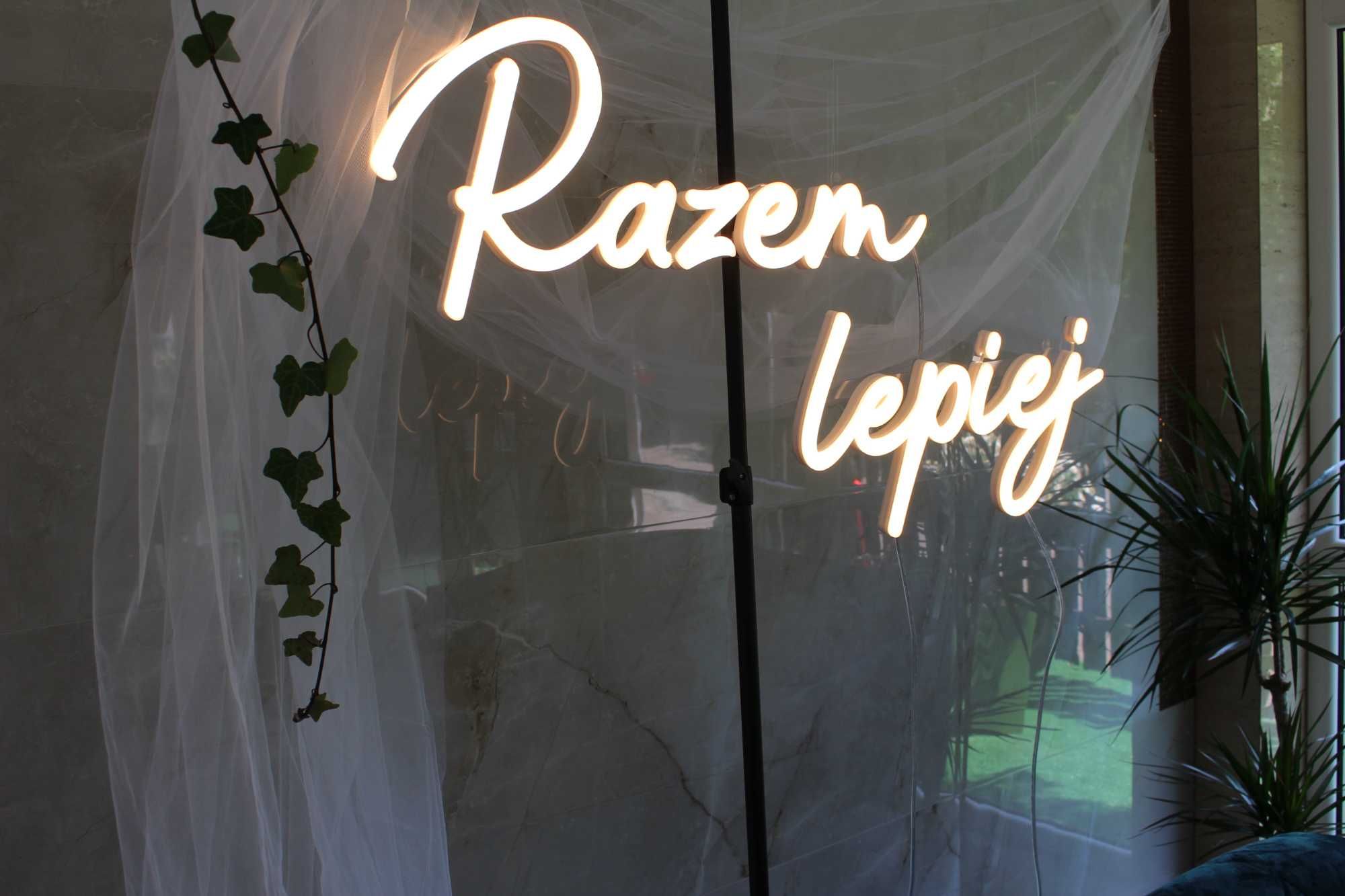 Napisy neony LED na wesele ledon 'razem lepiej' 'od teraz my' i inne