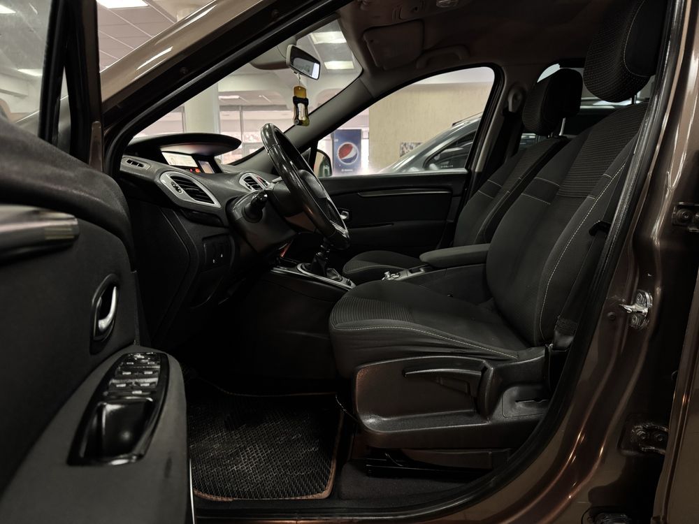 Renault Grand Scenic III 1.5dCi 8V 6МКПП 2009 р.в. (110 к.с.)