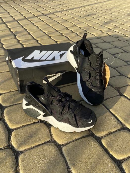 Кросівки Nike Huarache Craft підліток