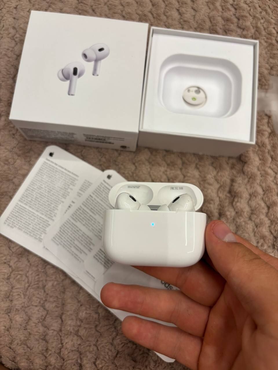 Sprzedam AirPods pro 2 nowe typ C zaplombowane