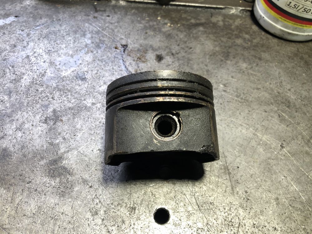 Поршень STD 1.2 1.4 1.6 8v 16v 1.8T 20v AKQ AKL BFQ BSF AWM VW Skoda