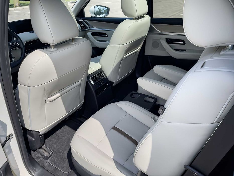 Mazda CX-90      2024