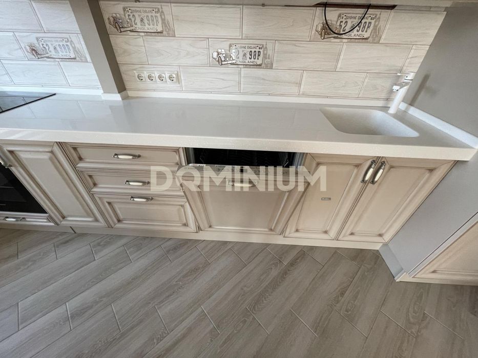 Продається 3 кімнатна квартира в м. Хуст