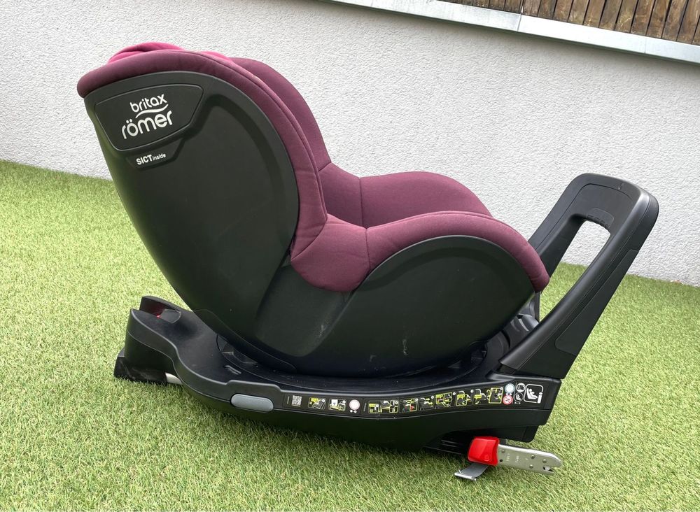 Britax Romer Dualfix M i-size plus Fotelik samochodowy