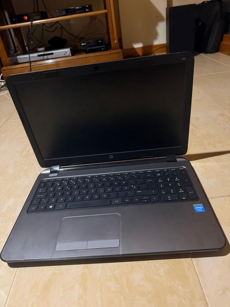 Computador HP Inside com carrgador Original