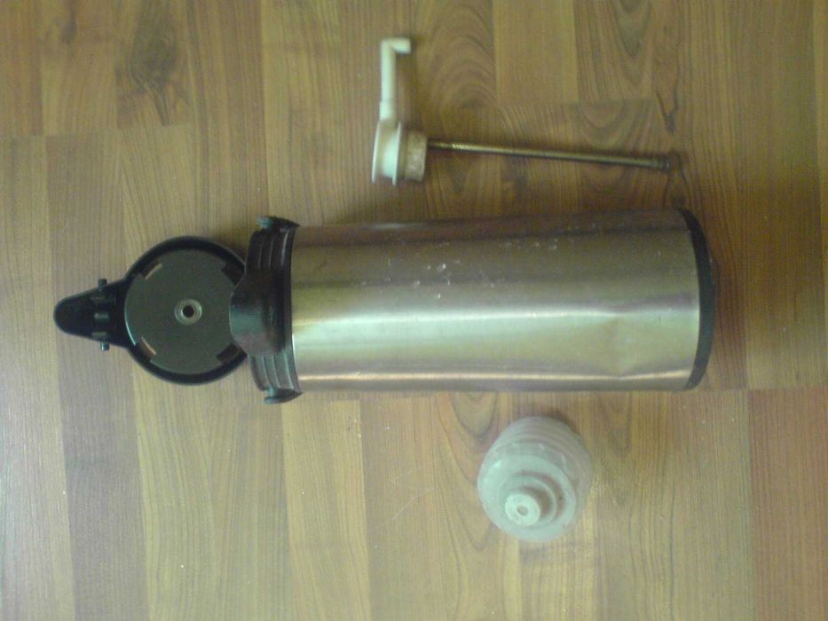 Termos Pompka Ricco 1,9 l bez pokrywy obudowa metal kolor srebrny