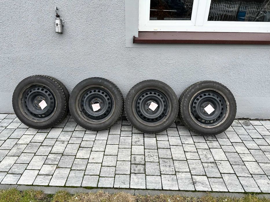 Opony zimowe na felgach stalowych 16cali